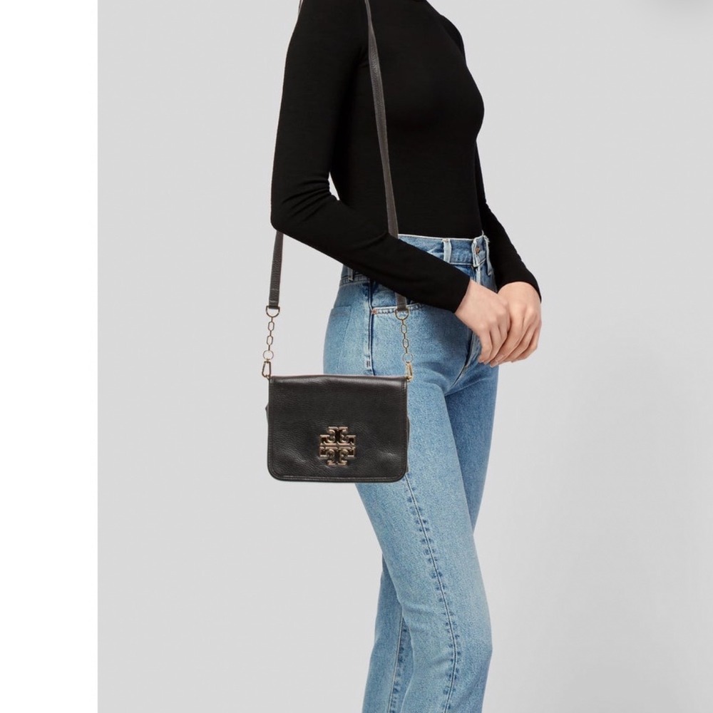 Tory‎ Burch Britten Combo Crossbody Bag Black Pebbled Leather Gold Logo Bag